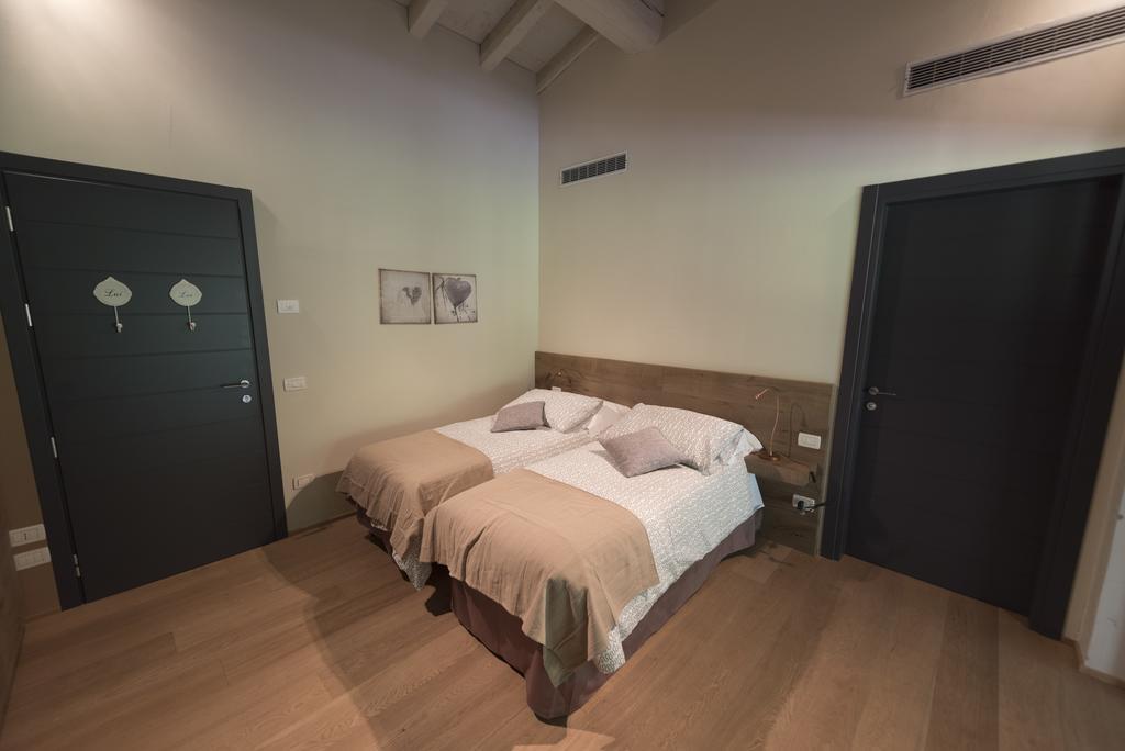 Agriturismo Locanda Del Pesco Collebeato 객실 사진